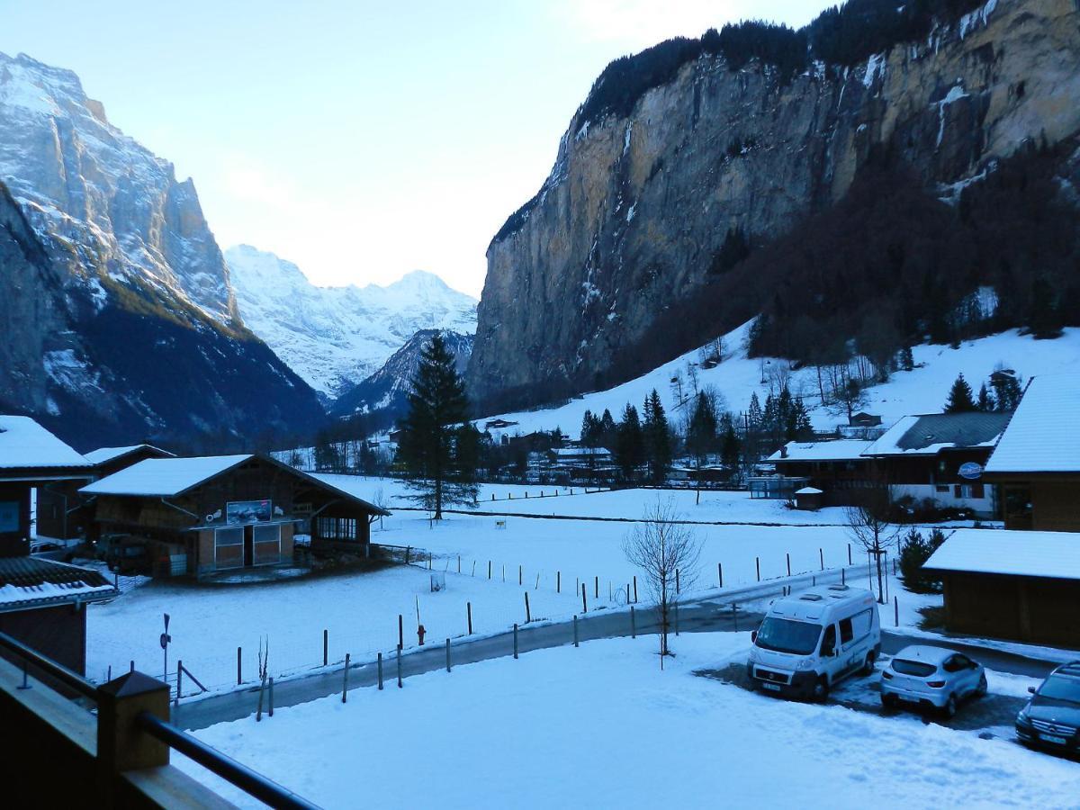 Apartment Staubbach Lauterbrunnen Bagian luar foto