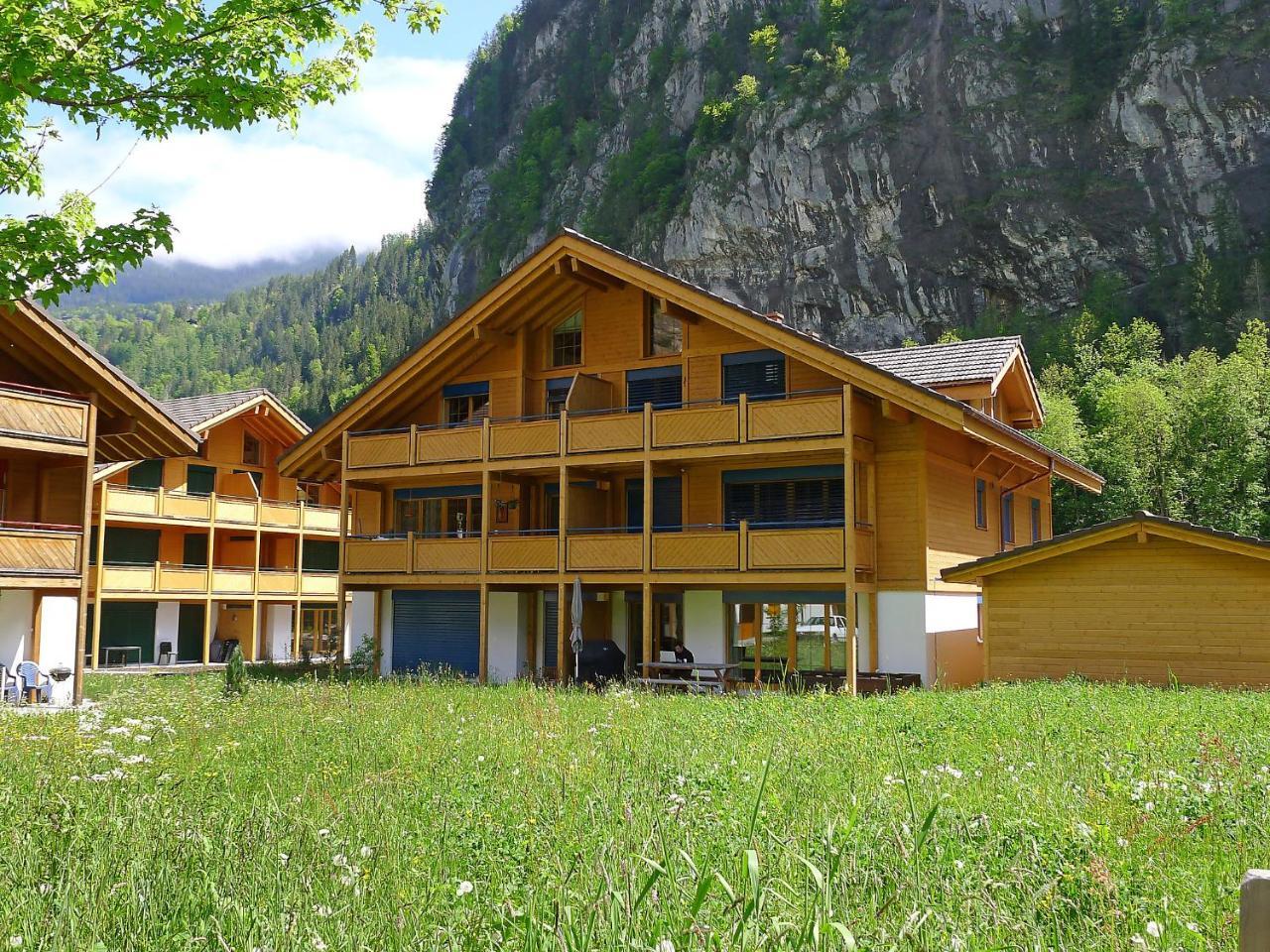 Apartment Staubbach Lauterbrunnen Bagian luar foto